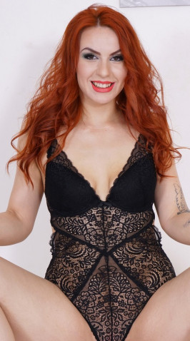 Meghan Knoxx from ANALVIDS